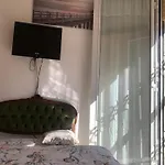 公寓 Casa Girasole Centro 圣雷默