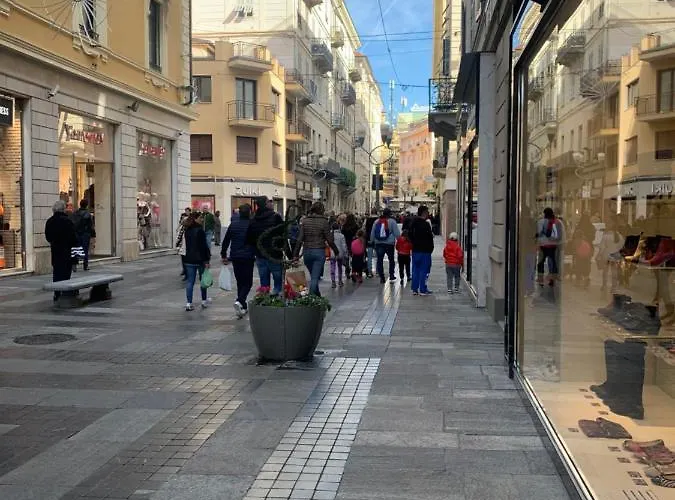 Casa Girasole Centro * San Remo