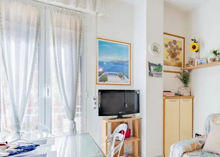 Casa Girasole Centro * San Remo