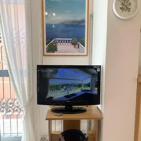Casa Girasole Centro דירה *