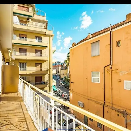 Casa Girasole Centro Lejlighed Sanremo